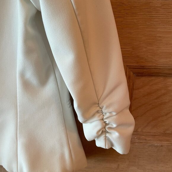 White 3/4 Sleeve Open-Front Blazer, Size XS - Picture 4 of 5